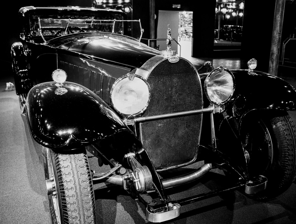 Olympus PEN F meets Bugatti